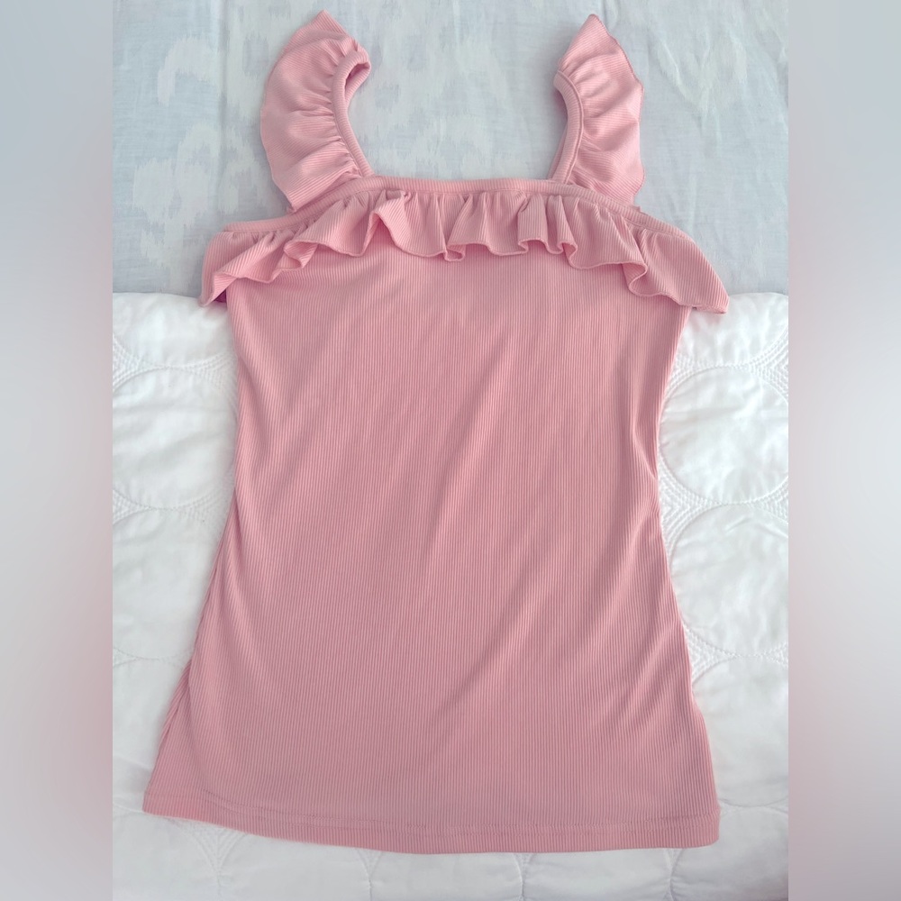 Ruffled pink top